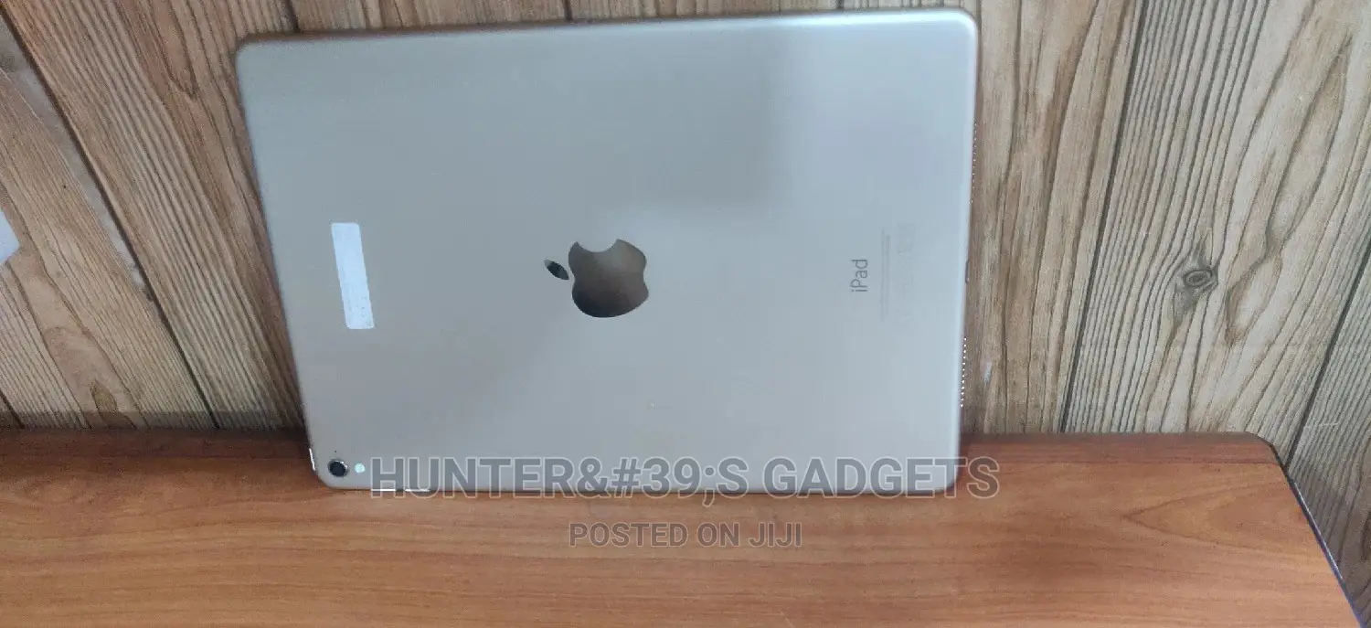 Apple iPad Pro 9.7 (2016) 128 GB White