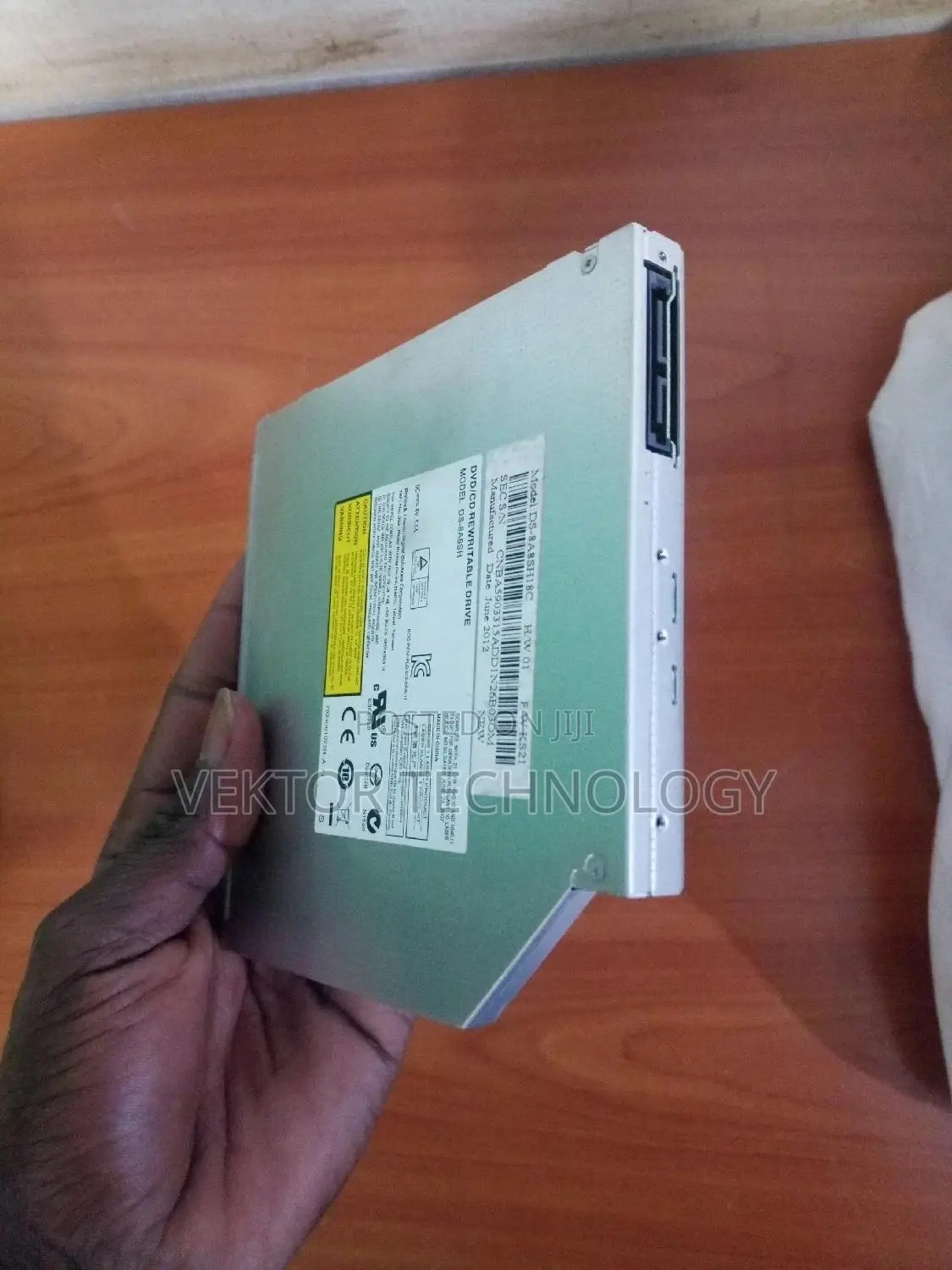 DVD-CD Drive SATA/IDE /Slim/Normal Laptop Internal CD-ROMS