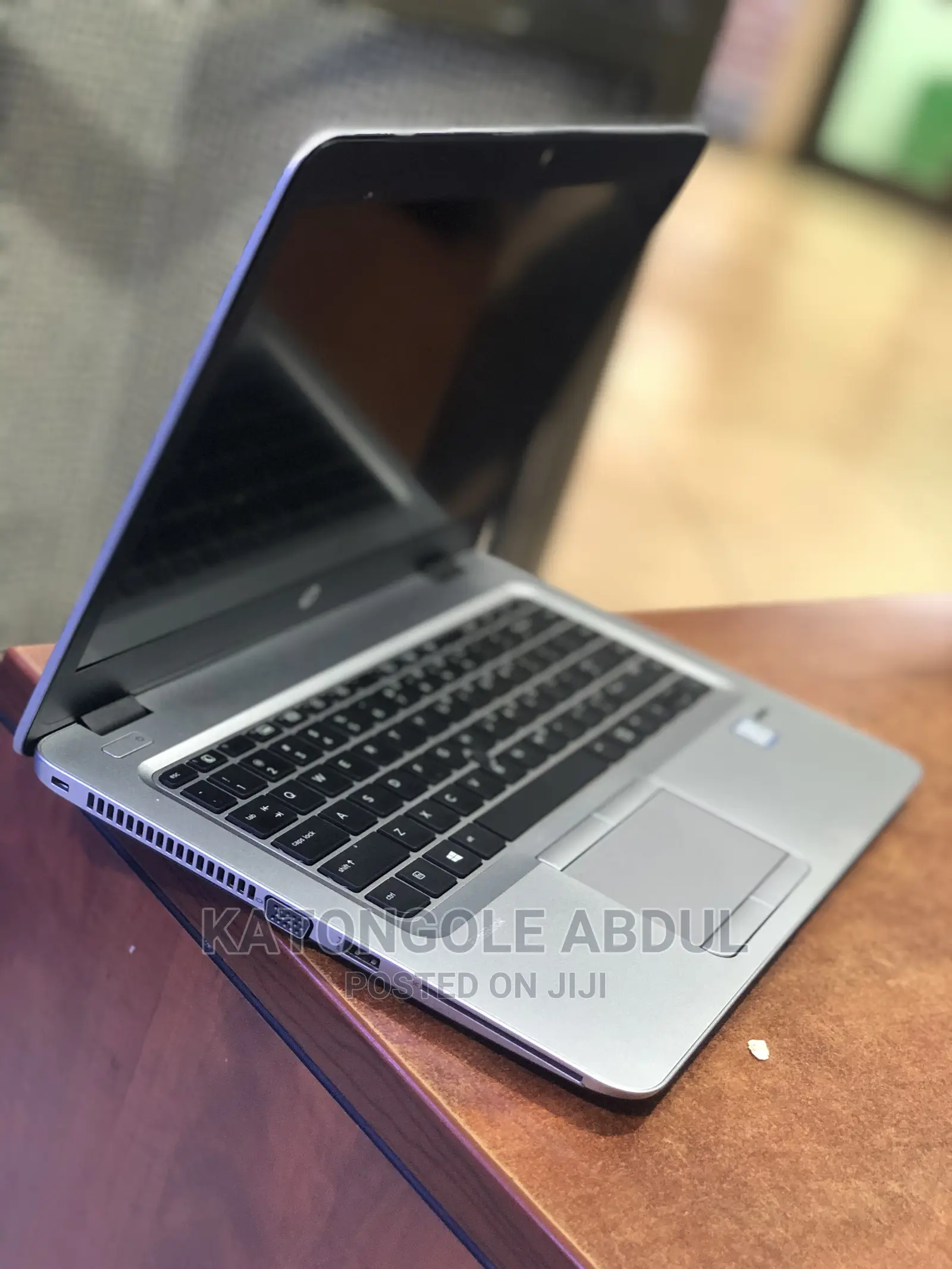 New Laptop HP EliteBook 1030 8GB Intel Core I5 SSD 256GB