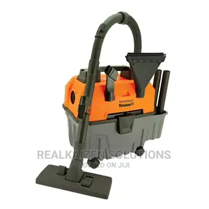 Bennett Read Dry Wet and Blow Tough 15
 Vacuum Cleaner