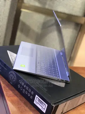 New Laptop HP Envy 15 8GB Intel Core I7 SSD 512GB