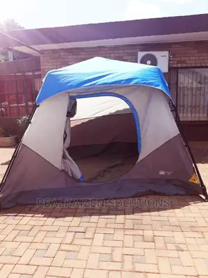 Campmaster INSTANT CABIN 600 6 Sleeper Tent