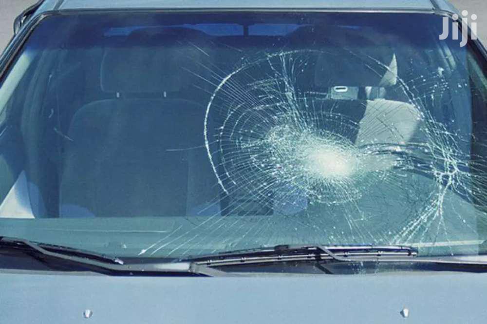 CAR WINDSCREEN  Replacement