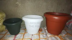 Plastic Flower Pots