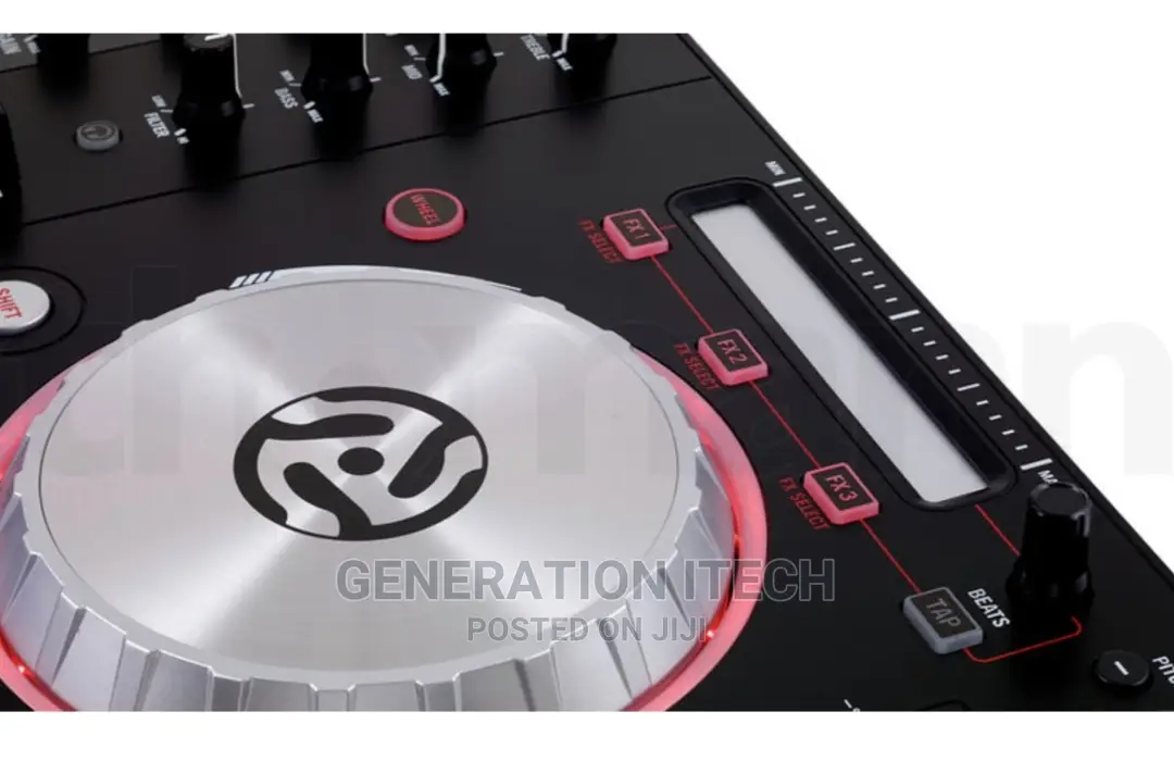 Numark Mixtrack Pro 3 - USB DJ Controller