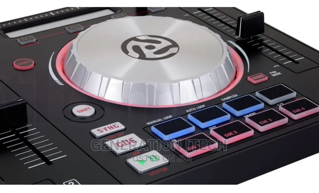 Numark Mixtrack Pro 3 - USB DJ Controller