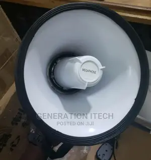 Megaphone CM-066 - Medium Size- Recording With Microphone