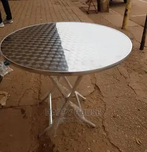 Foldable Round Tables