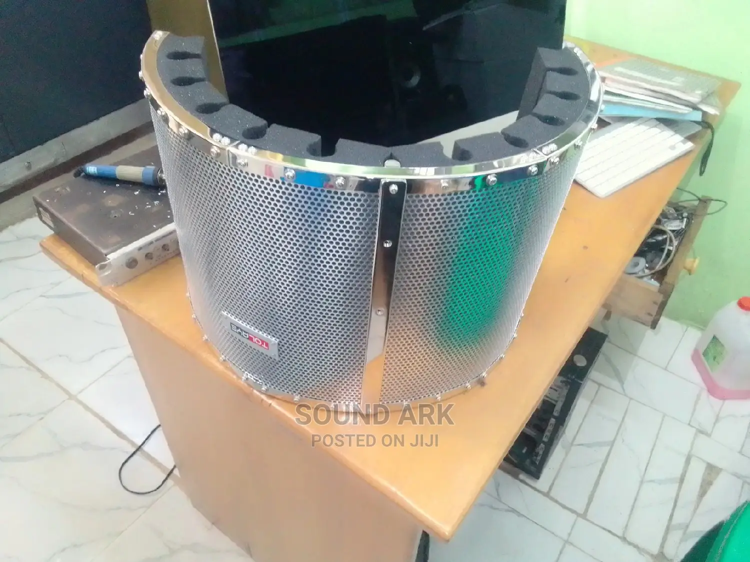 Studio Microphone Screen/Studio Microphone Booth