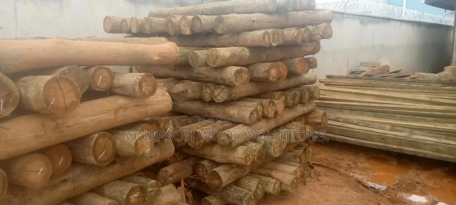 Fencing Poles