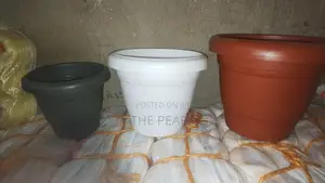 Plastic Flower Pots