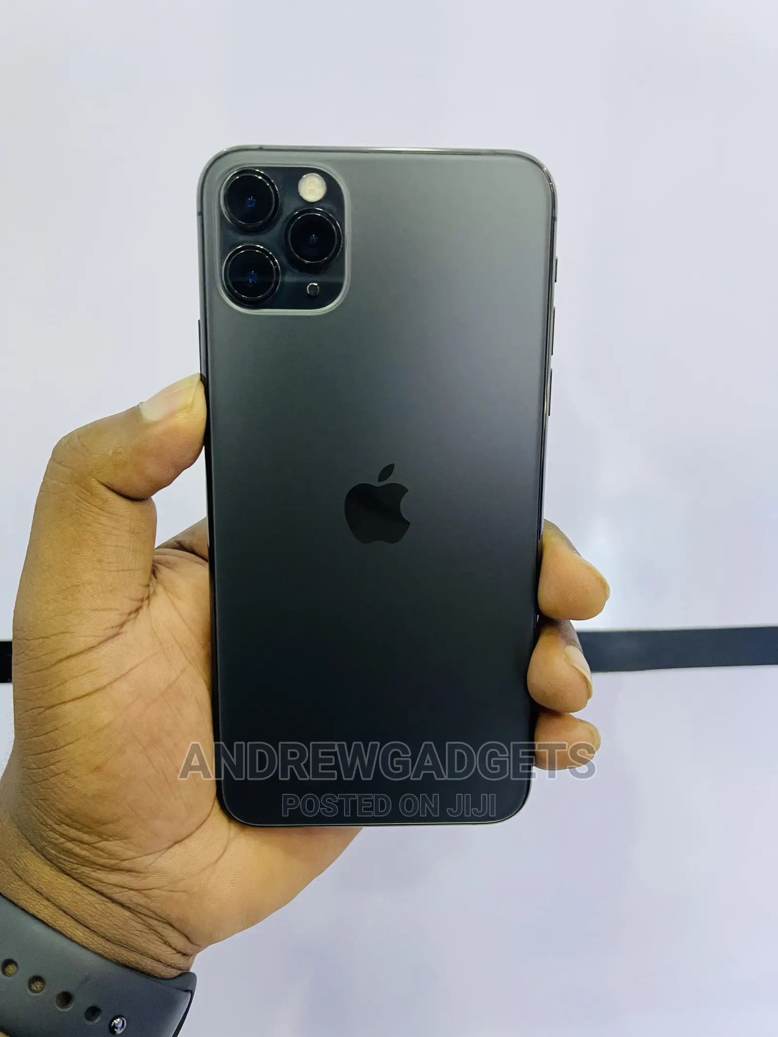 Apple iPhone 11 Pro 64 GB Gray