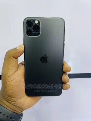 Apple iPhone 11 Pro 64 GB Gray
