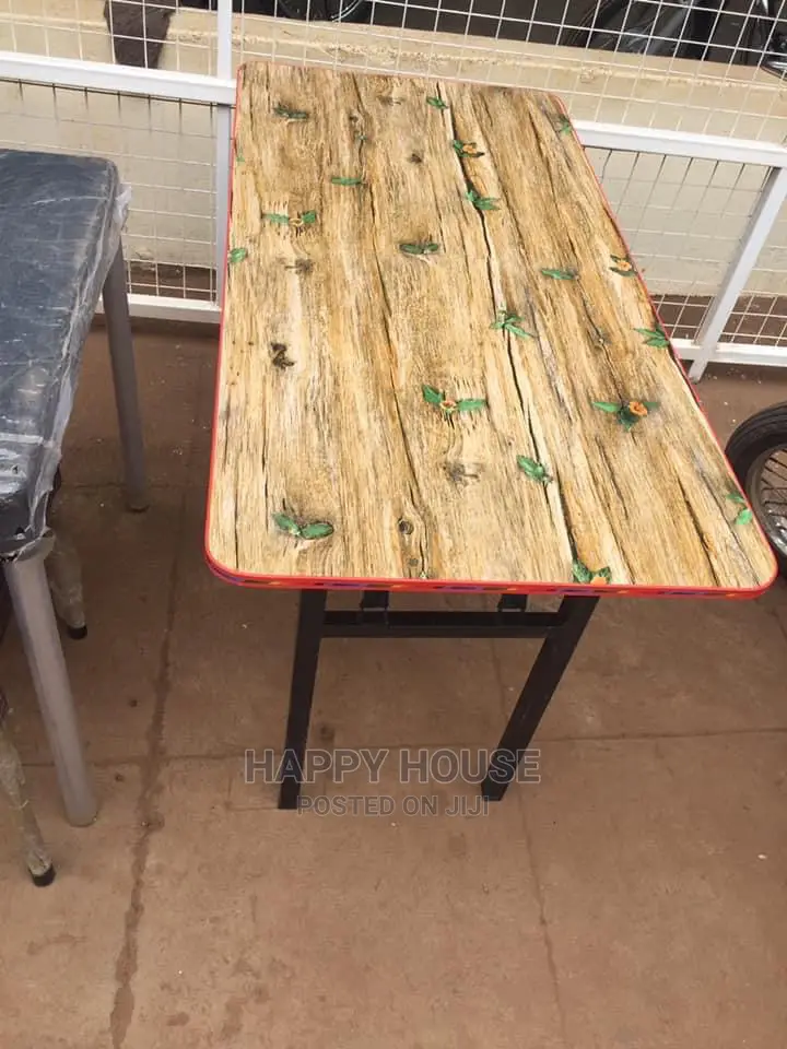 Foldable Rectangular Tables