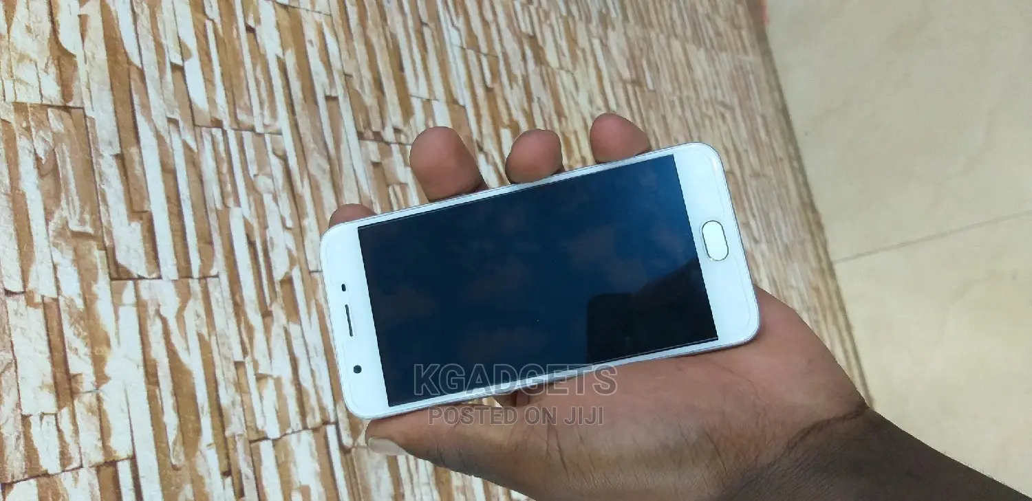 Oppo A57 32 GB White