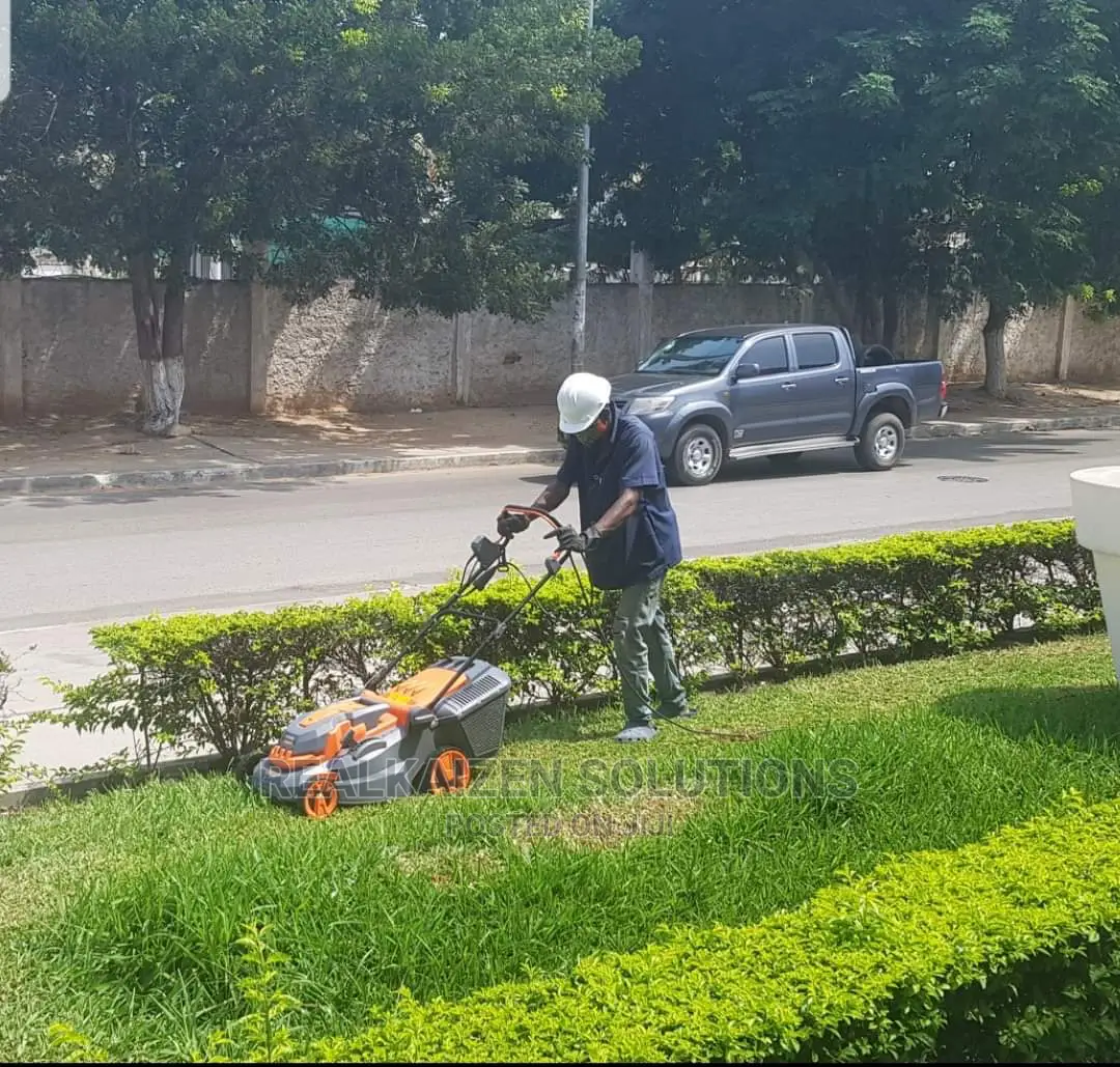 STAUNCH Electric Push Lawnmower 1600W