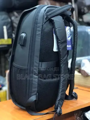 Anti-Thefty Laptop Bag