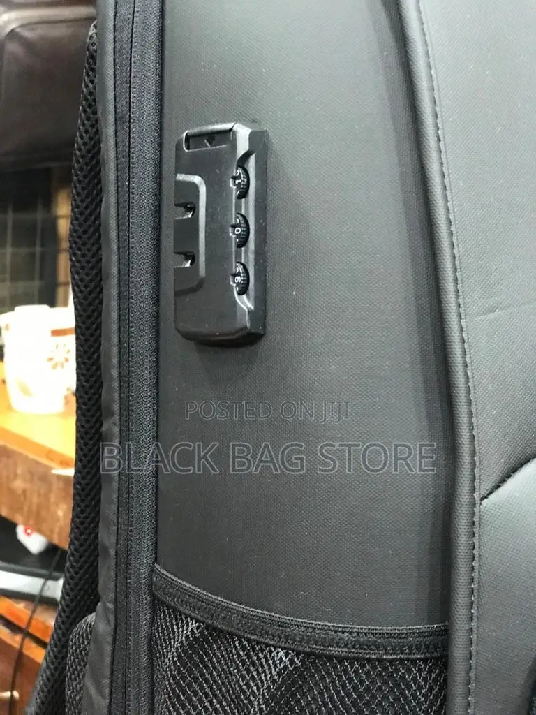 Anti-Thefty Laptop Bag