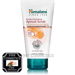 HIMALAYA Gentle Exfoliating Apricot Scrub to Remove DEADCELL
