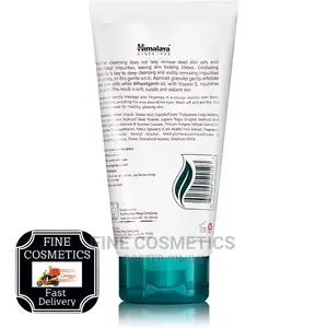 HIMALAYA Gentle Exfoliating Apricot Scrub to Remove DEADCELL