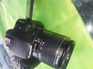 Canon 200d