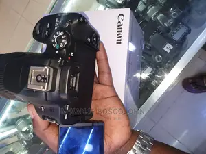 Canon 200d