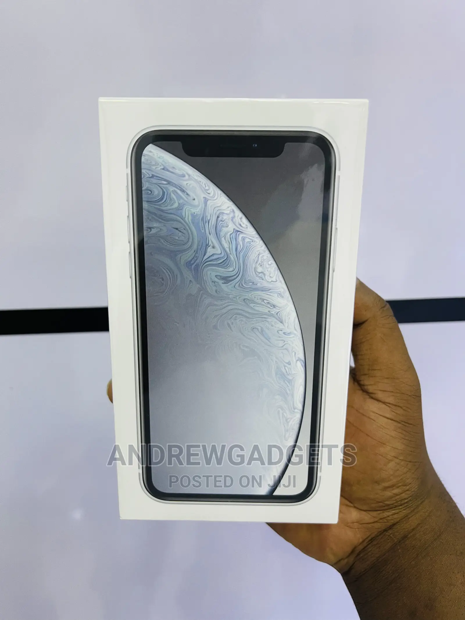 New Apple iPhone XR 64 GB White