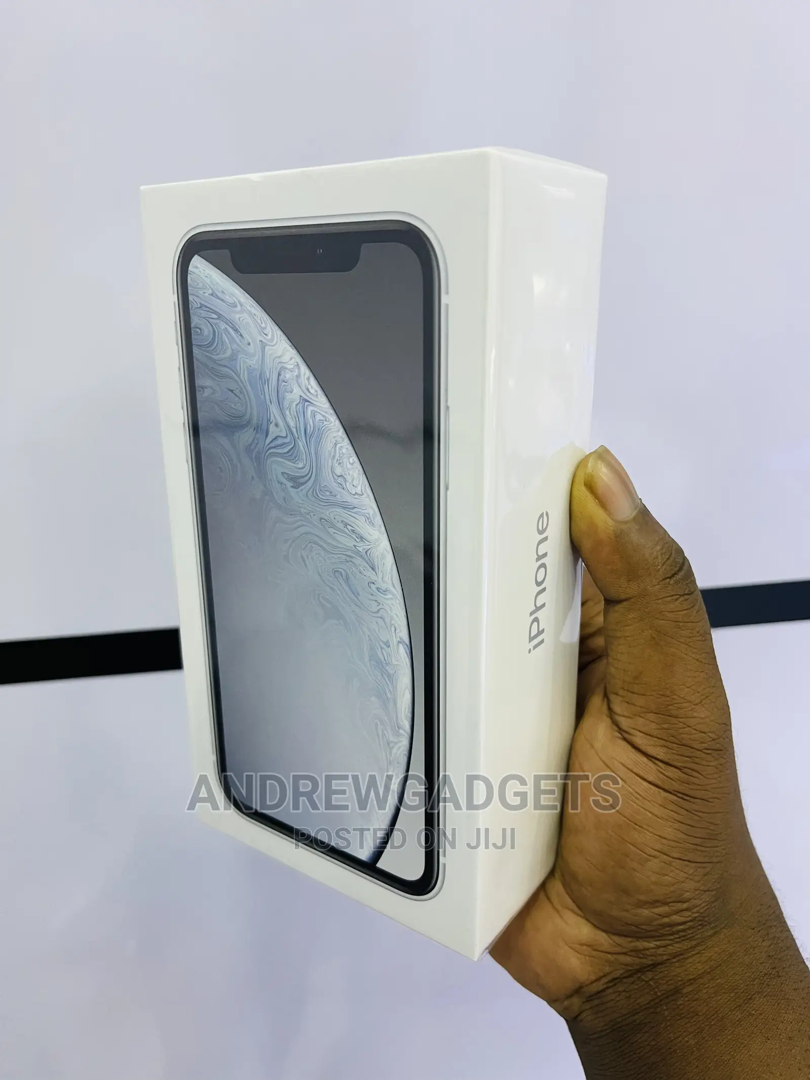New Apple iPhone XR 64 GB White