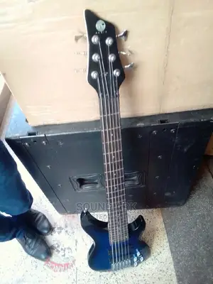 Base Guitar 6 Strings