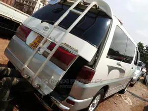 Toyota Legius 1998