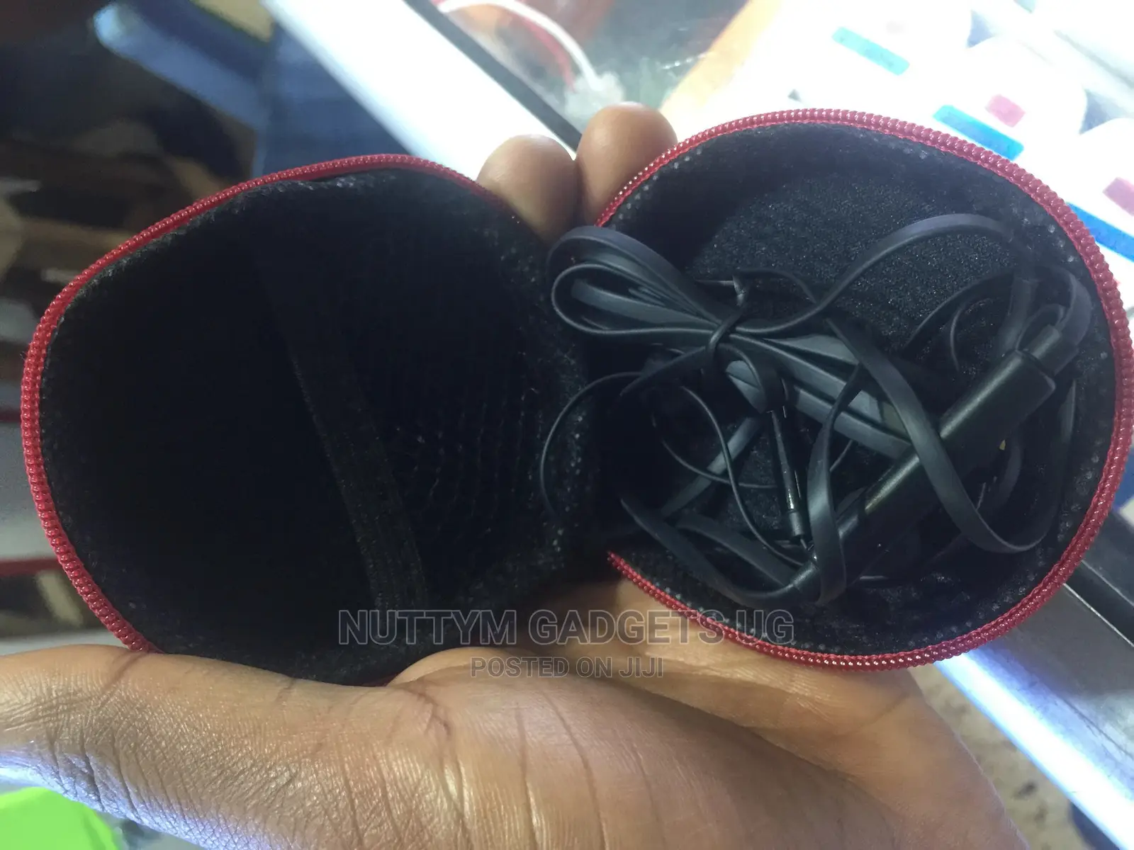 Berry Boom Earphones