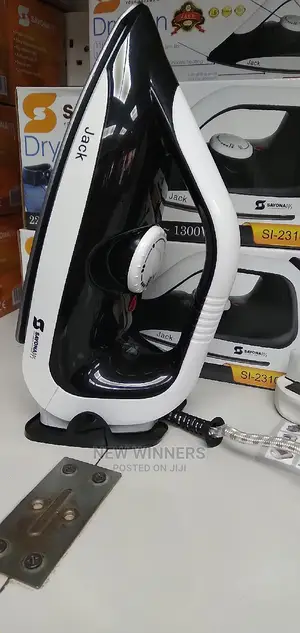 Sayona Dry Iron