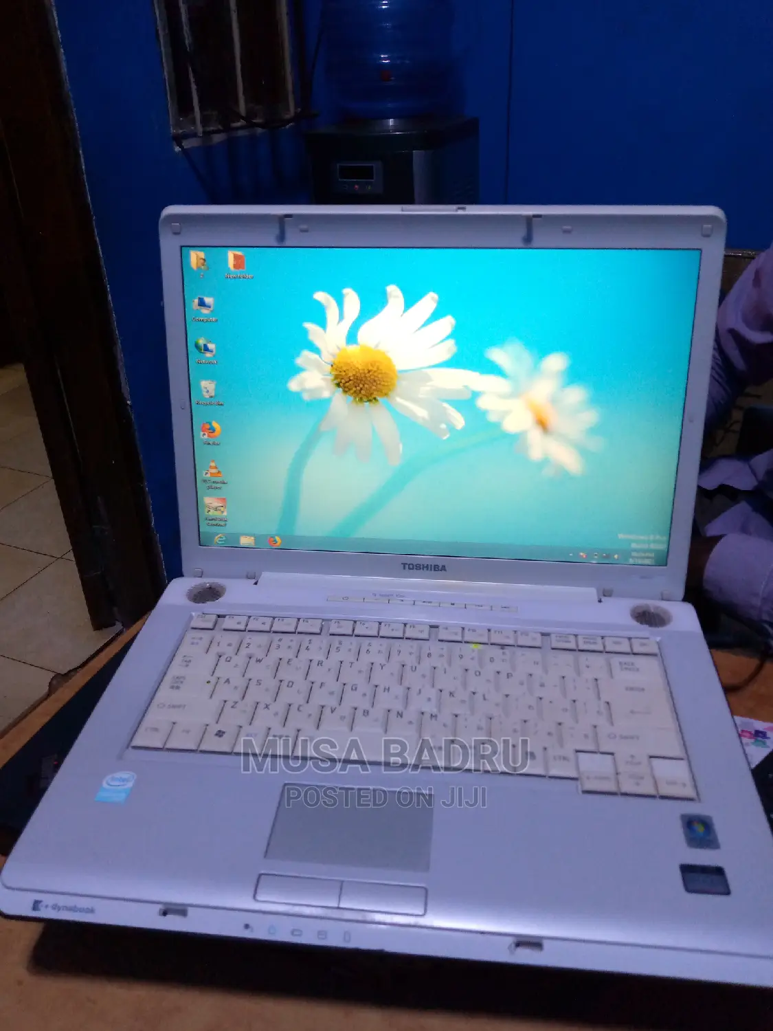Laptop Toshiba Satellite U500 2GB Intel Celeron HDD 160GB