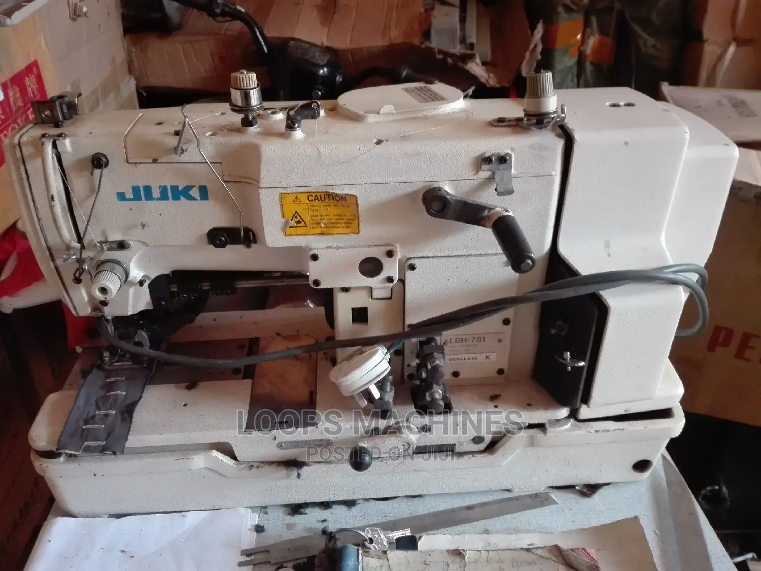 Button Holler Sewing Machine
