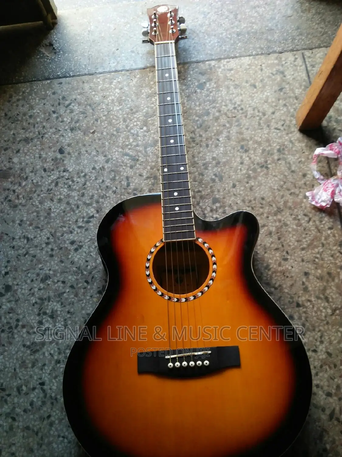 Audio Acoustic Guitar Powered