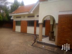 Three Bedroom House In Kololo For Rent