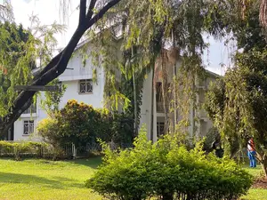 5bdrm House in Bugolobi, Kampala for Rent