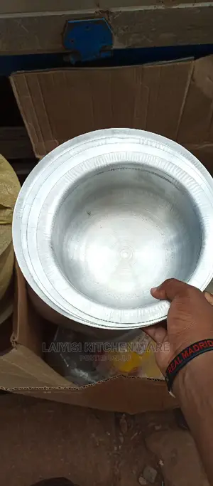 Aset of 8pieces Sauce Pans