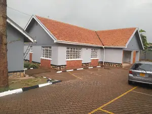 10bdrm Bungalow in Naguru, Central Division for rent