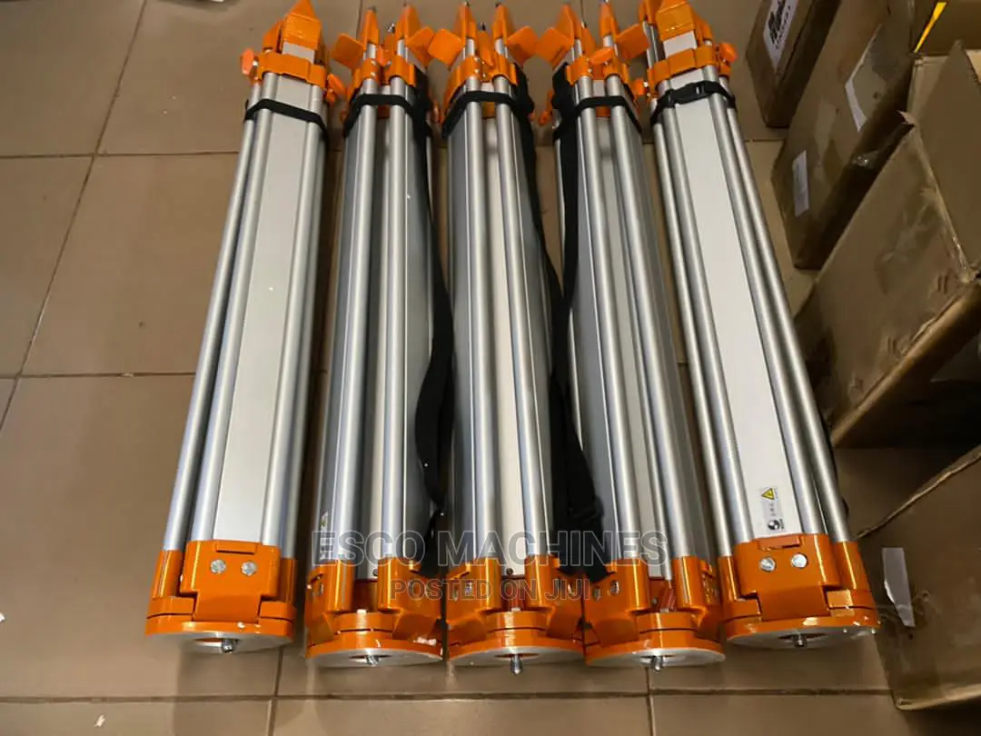 Aluminum Tripod Stands