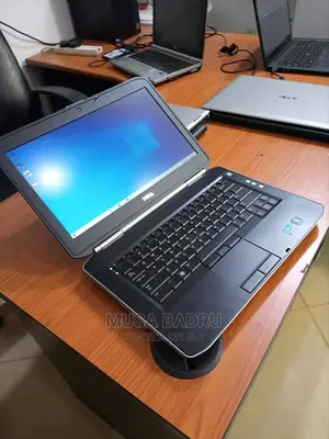 Laptop Dell Latitude E5420 4GB Intel Core I3 HDD 350GB