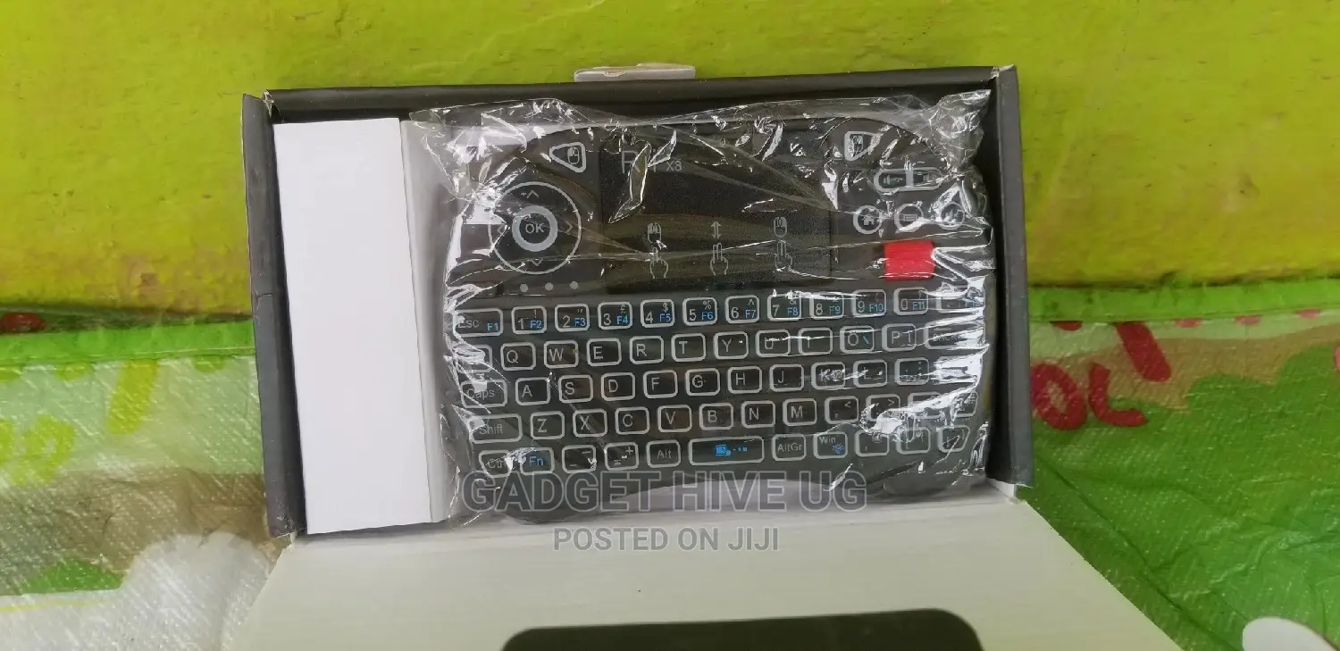 Mini Wireless Keyboard Touchpad Combo