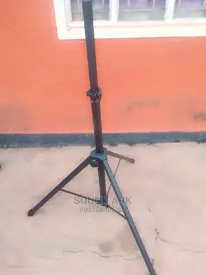 Speaker Stand