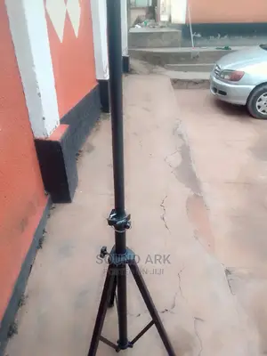 Speaker Stand