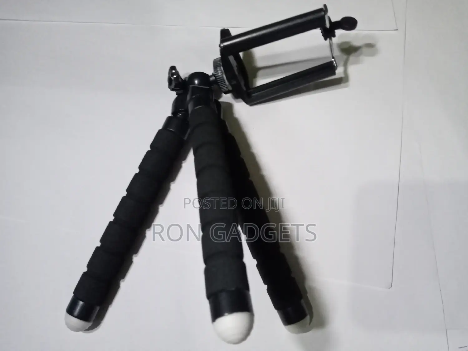 Mini Tripod Stand