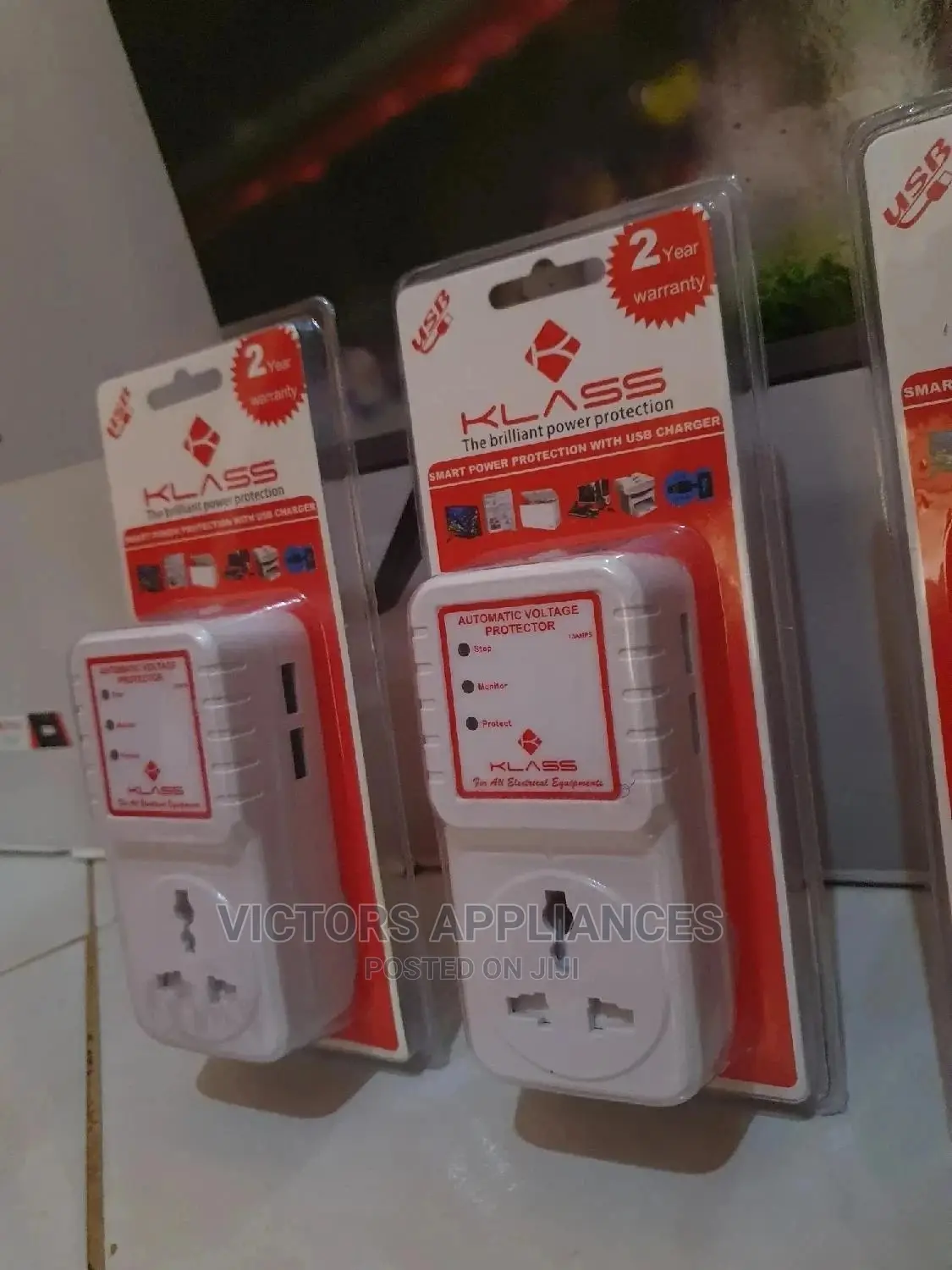 Klass Power Guard With USB Charging Port