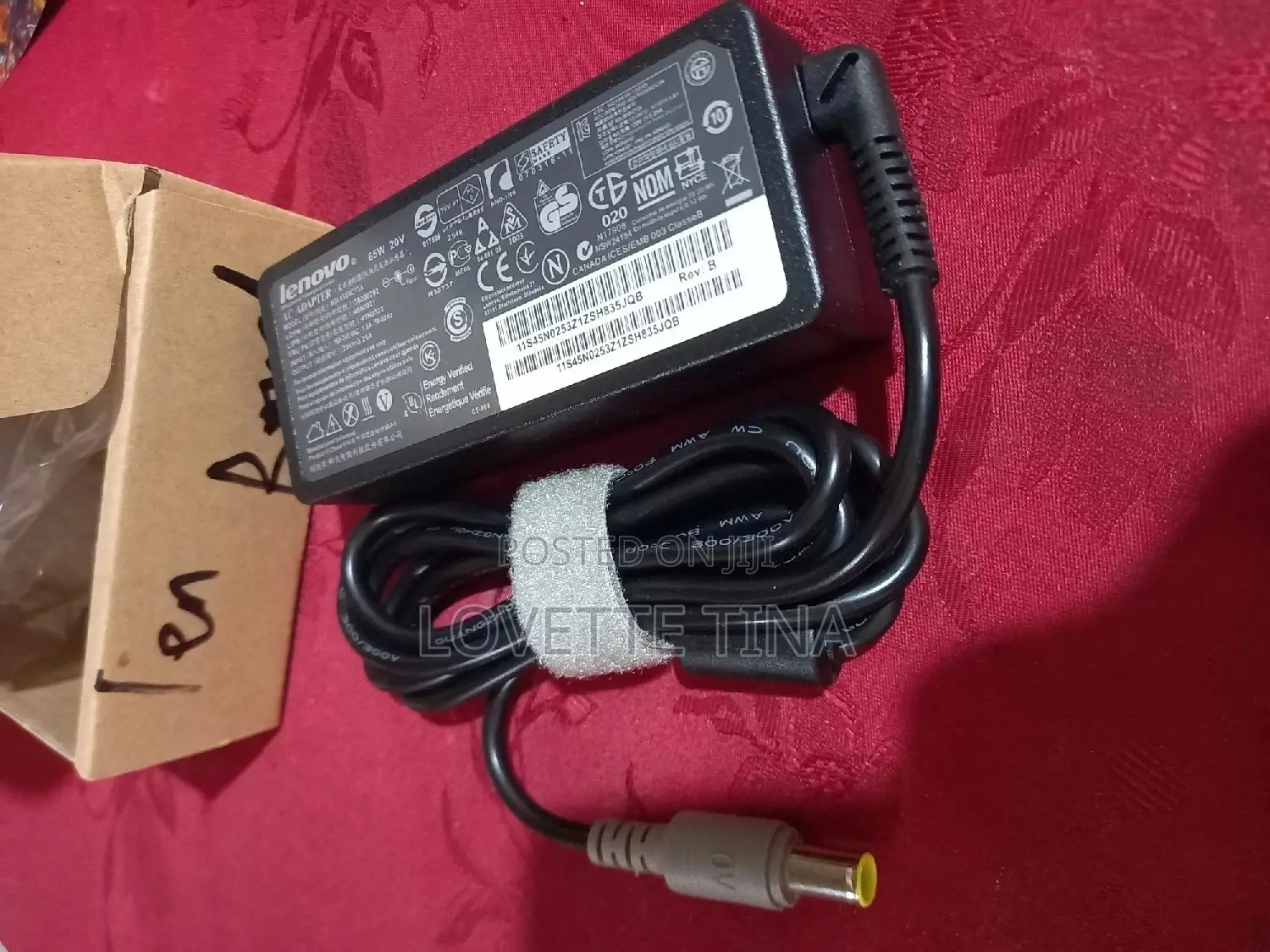 Lenovo Big Round Yellow Pin Adapter