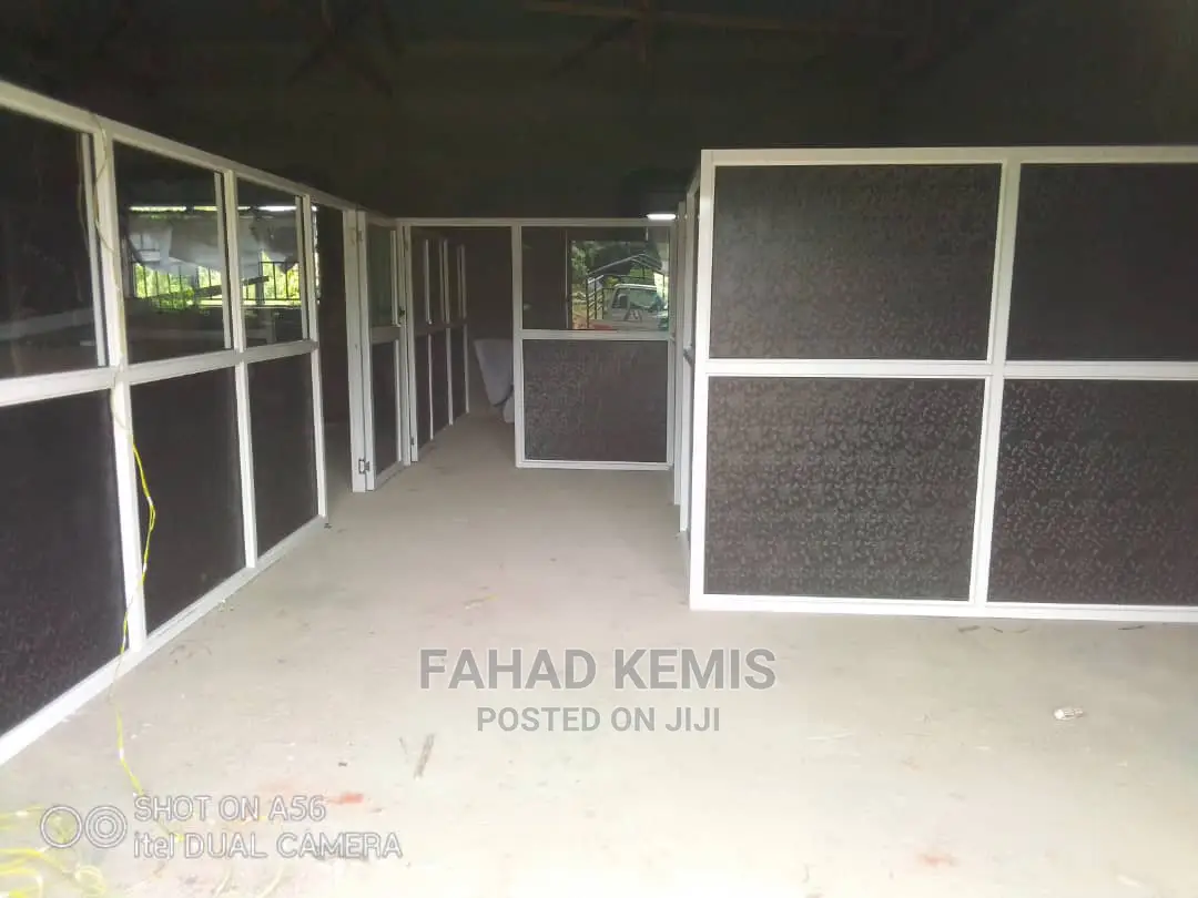 Alluminium Office Partition and Laboratory Too