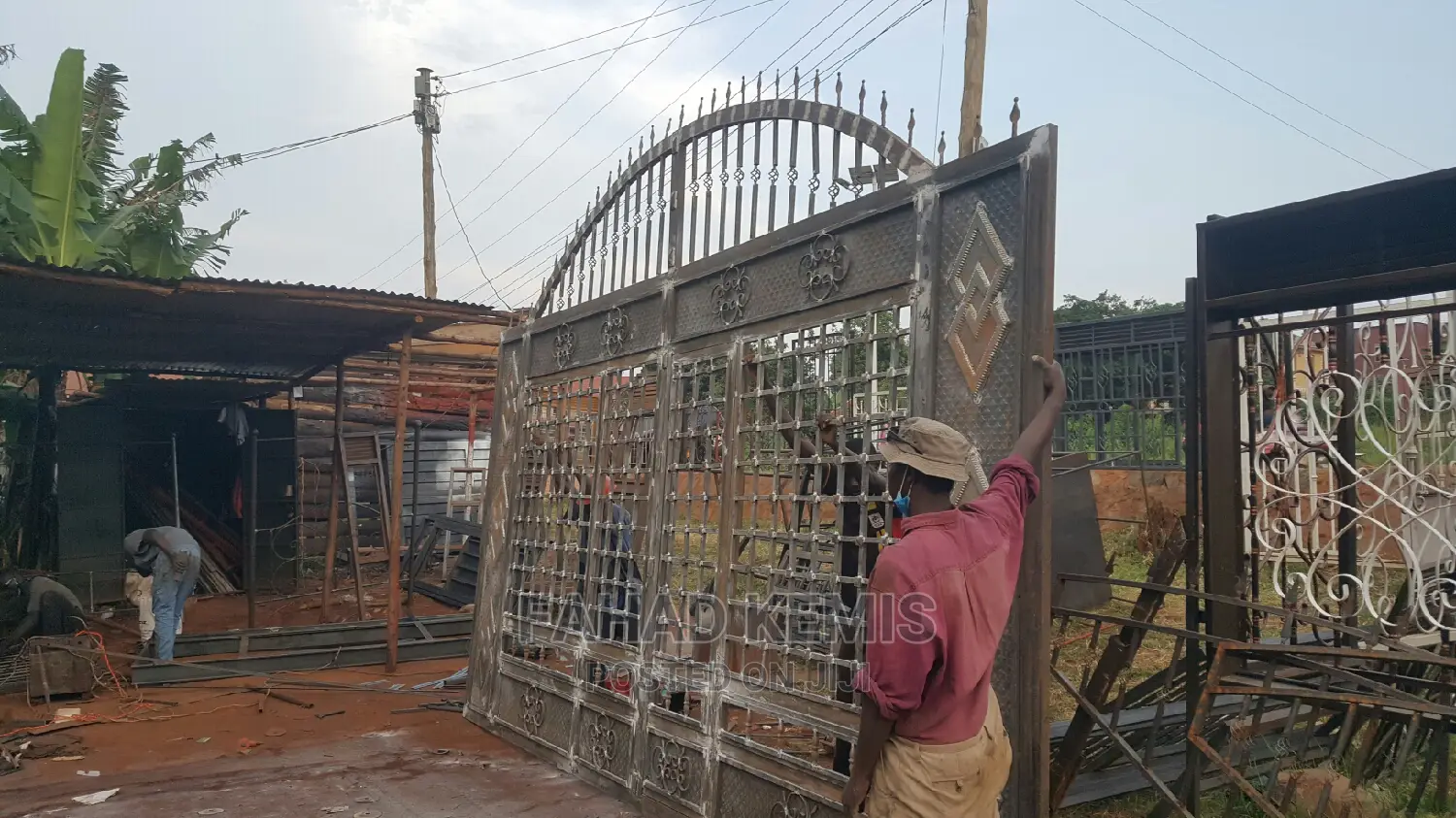 Extra Gate Size