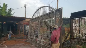 Extra Gate Size
